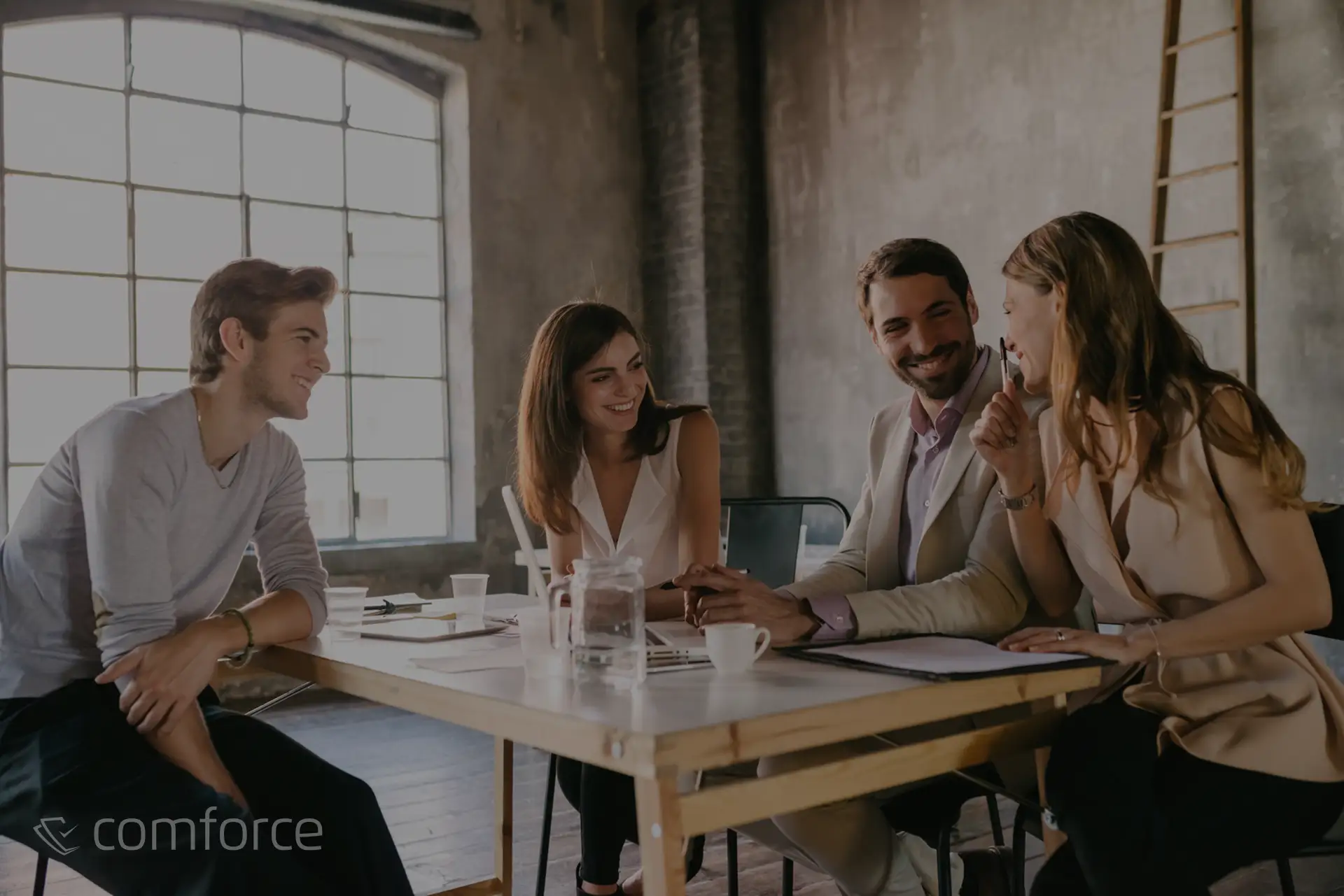 Softare de contratos CLM comforce